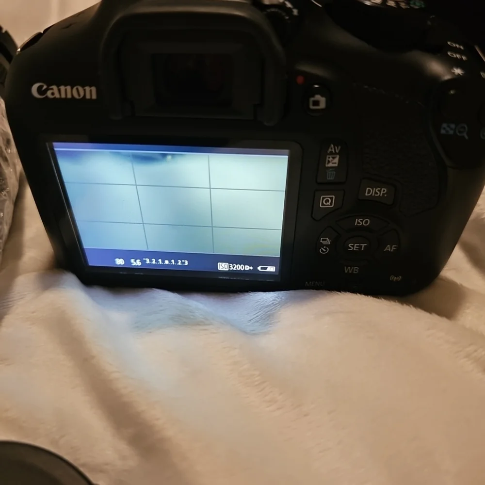REBEL T6 1300D used a couple of times in mint condition